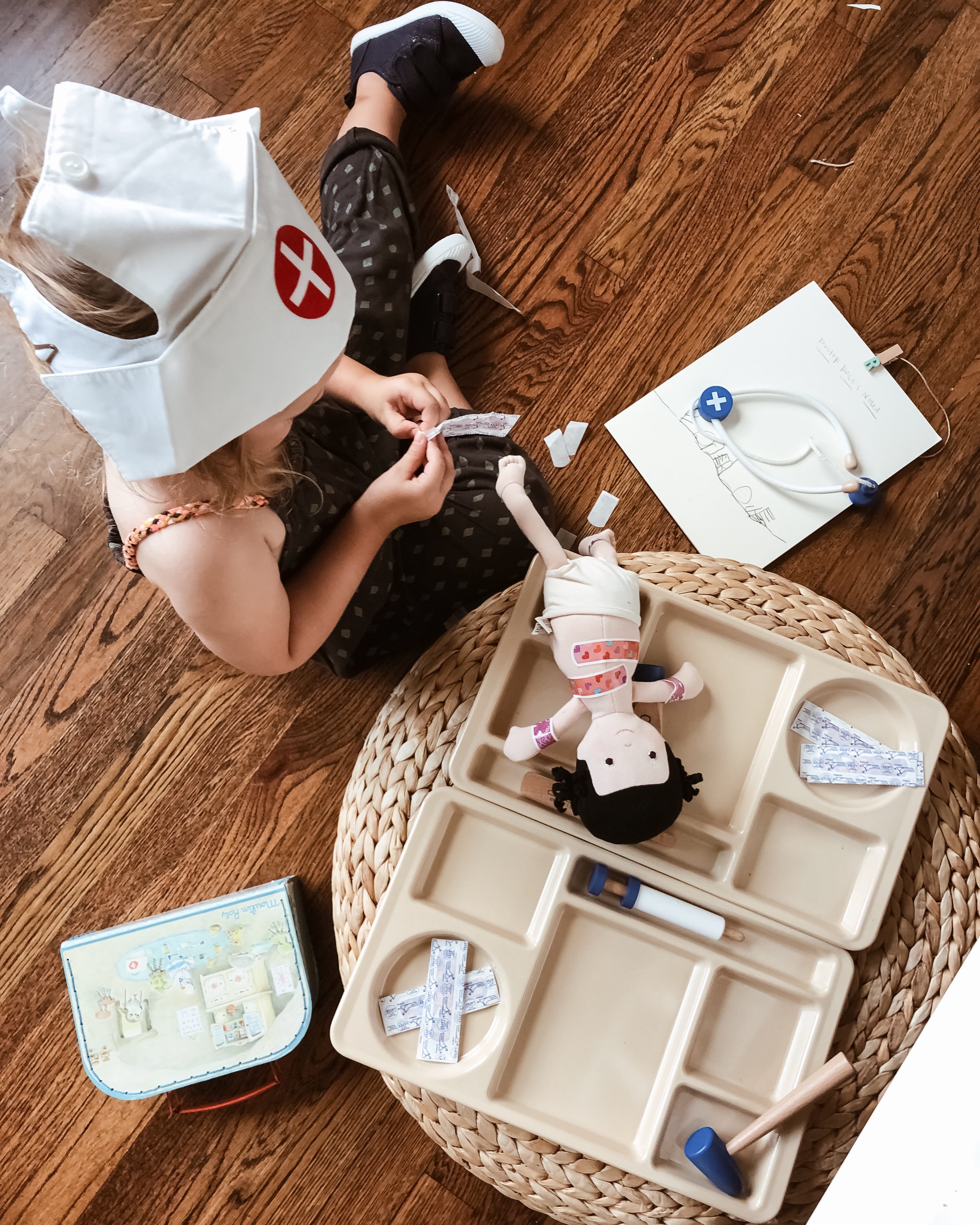 Play Invitation Doctor Set Up Rose Rex